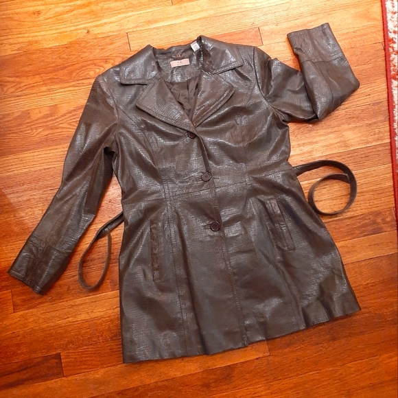 i. e. Leather jacket - Picture 7 of 9